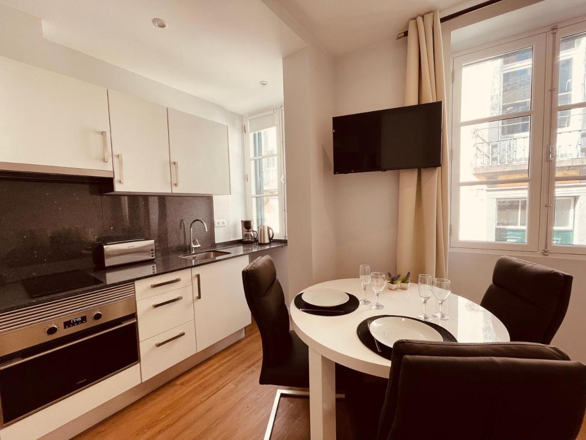 Apartment Living *